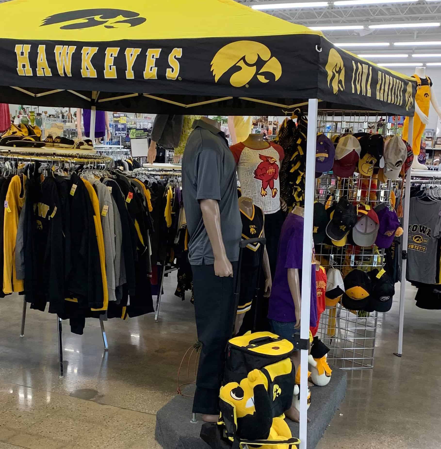 black and gold marion 5 – cropped Image of a 2021 School Spirit Shop